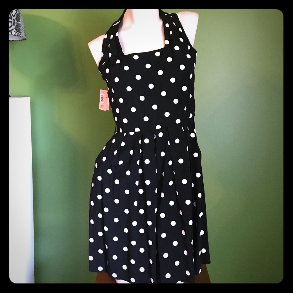 NWT Rayon Classic Fitted Polka Dot Bodice Romper